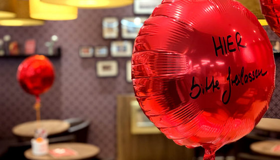 CB_Ballons_9022_Cafe_ScMd